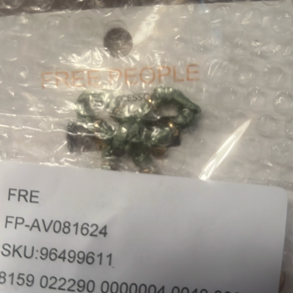 NWT FREE PEOPLE MAXX-ED OUT SHOE CHARM PACK - Picture 5 of 5